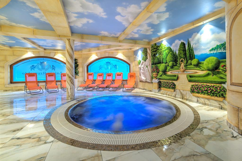 Hotel Krolewski Janów Lubelski Exteriér fotografie