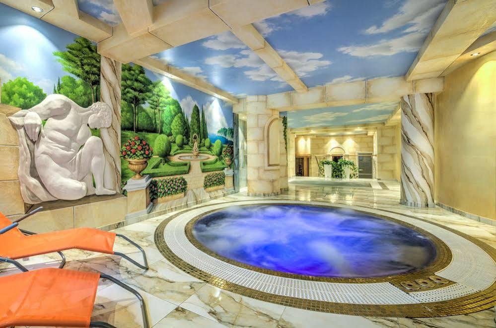 Hotel Krolewski Janów Lubelski Exteriér fotografie