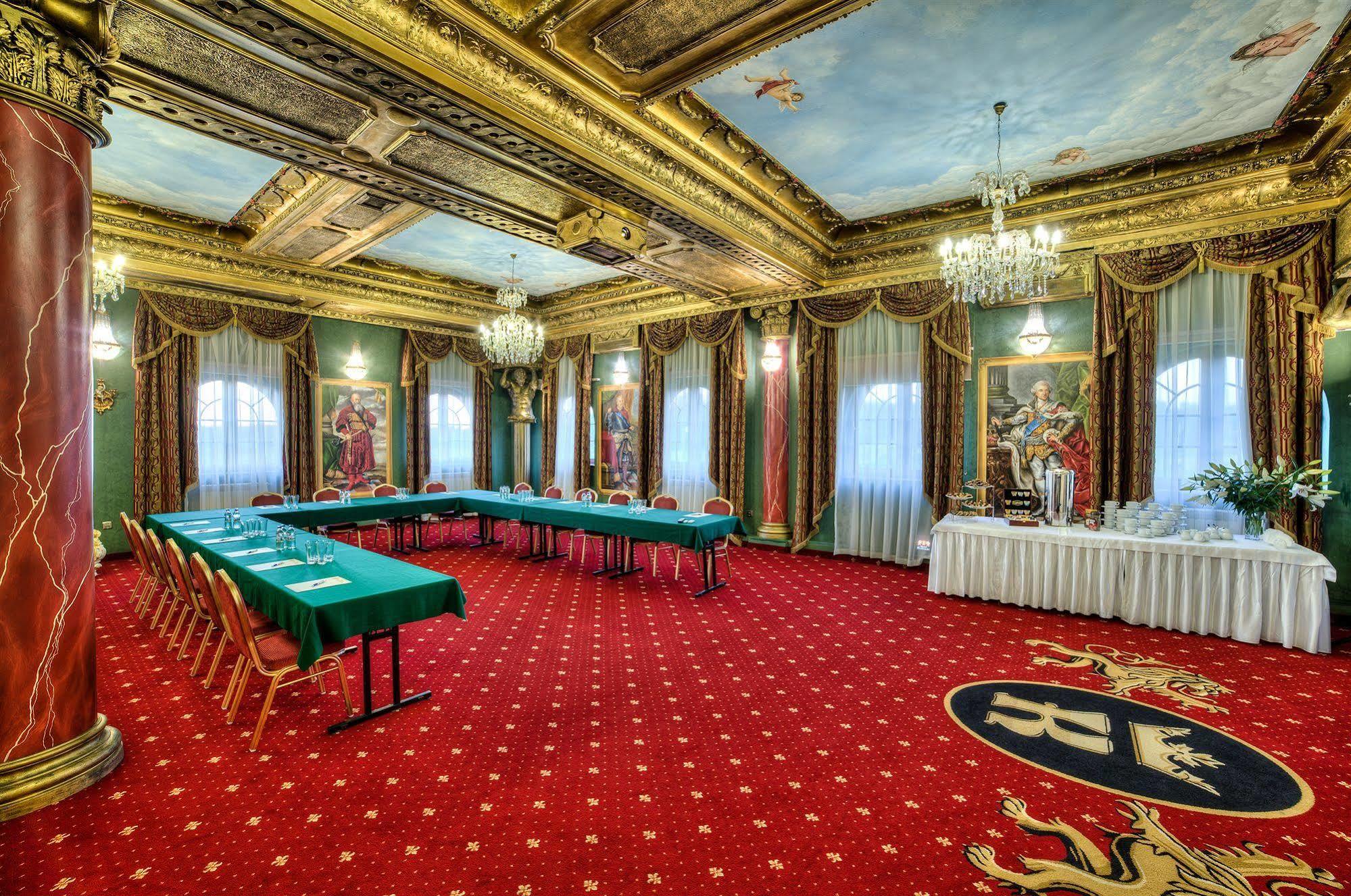 Hotel Krolewski Janów Lubelski Exteriér fotografie